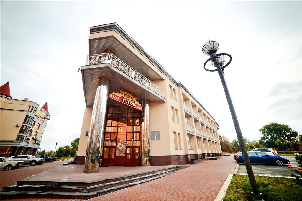 Visak Hotel Kyjev Exteriér fotografie