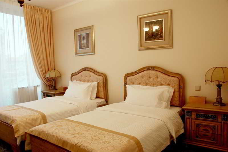 Visak Hotel Kyjev Exteriér fotografie